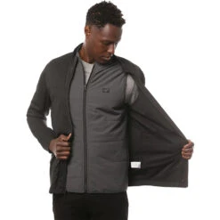 TravisMathew Raditude Mens 3-in-1 Golf Jacket -All Golf Shop 22684 BLACK0BLK 2 96880a66 dd84 4318 a3e8 c38a546684aa